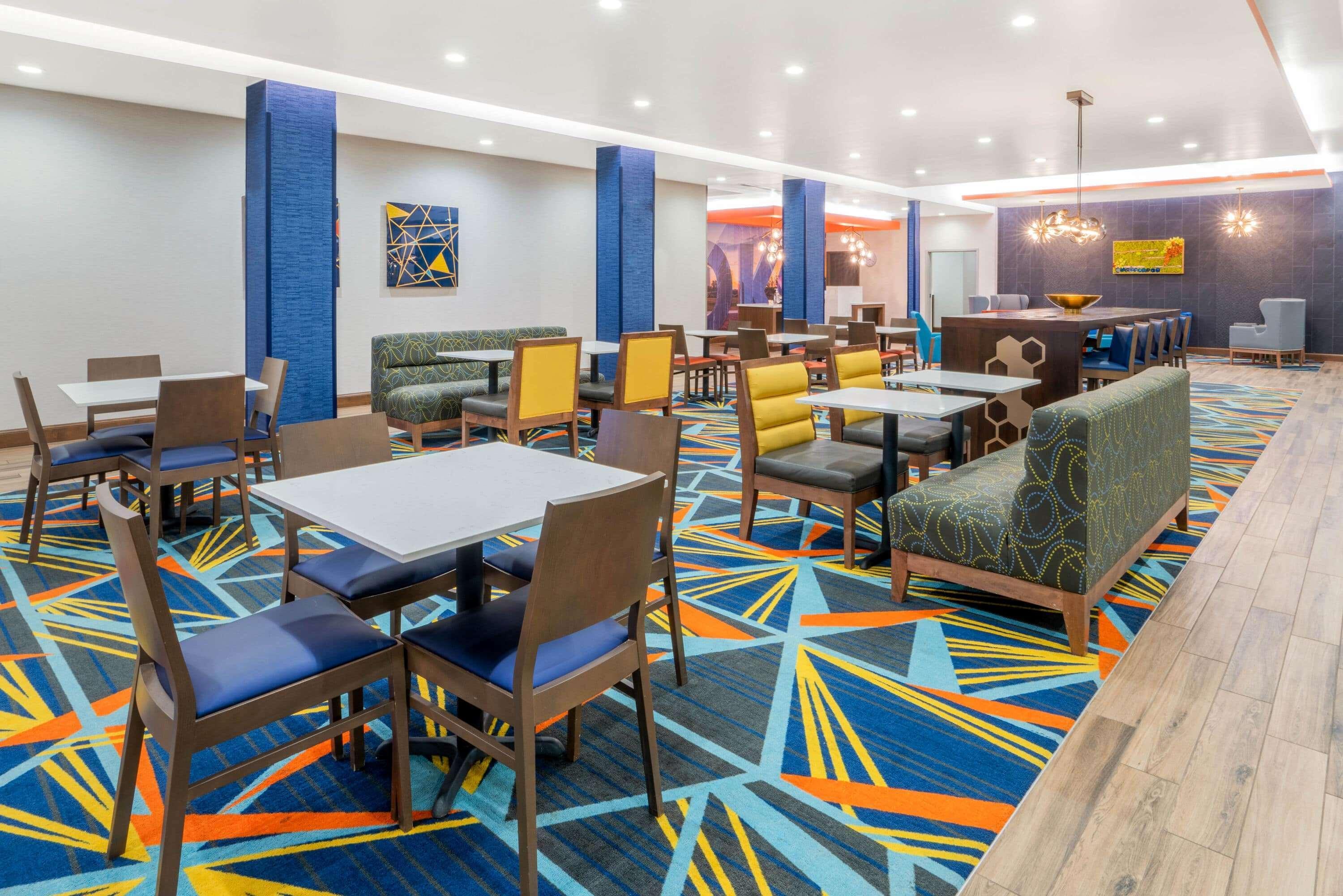 La Quinta By Wyndham Oklahoma City Airport Exterior photo