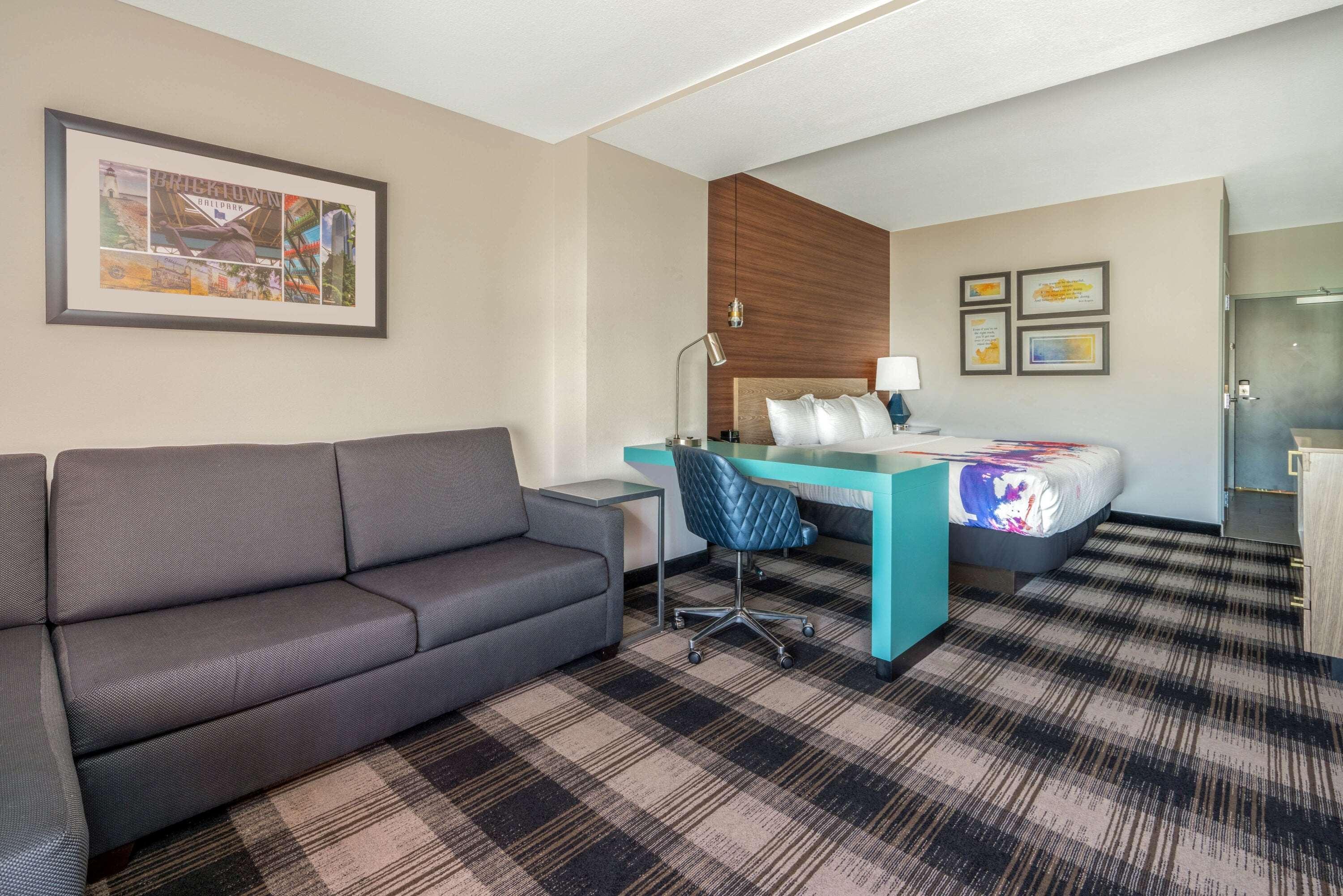 La Quinta By Wyndham Oklahoma City Airport Exterior photo